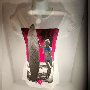 NWT Women's Two In The Shirt T-shirt